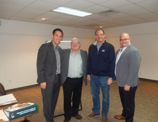 (G-D) Nicolas Chaput de Clé Verte, Joseph Bavota directeur général, Claude Berthiaume de Ressorts Montréal Nord et Fréderic Lafleur président de l'ASMAVERMEQ. (Photo : ASMAVERMEQ)